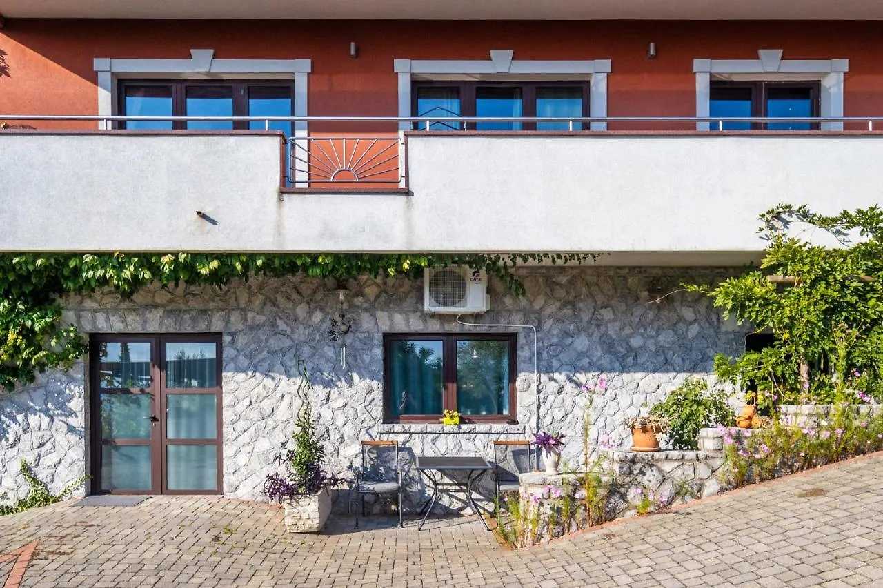 Kastav Residence - Apartments 0*,